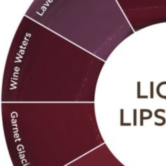 BURT'S Bees Liquid Lipstick Wine Waters New - Picture 5 of 6
